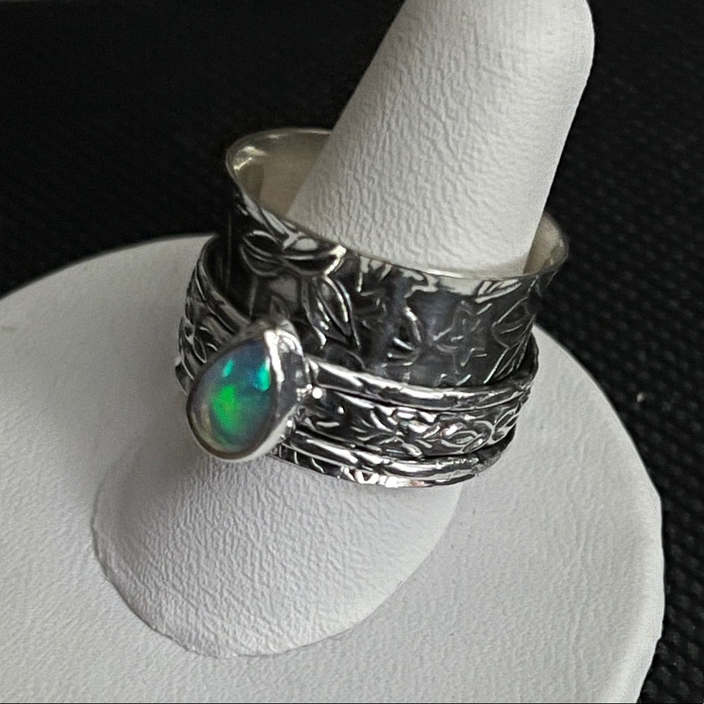 Opal ring band